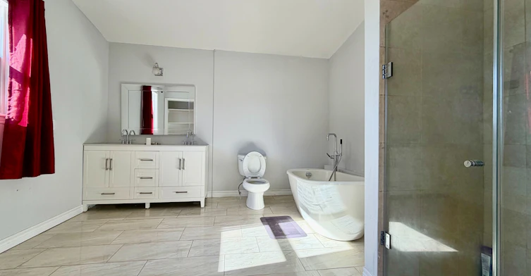 1135 Rovenshoe Road S, East Gwillimbury, ON, L4P 3E9 - 16