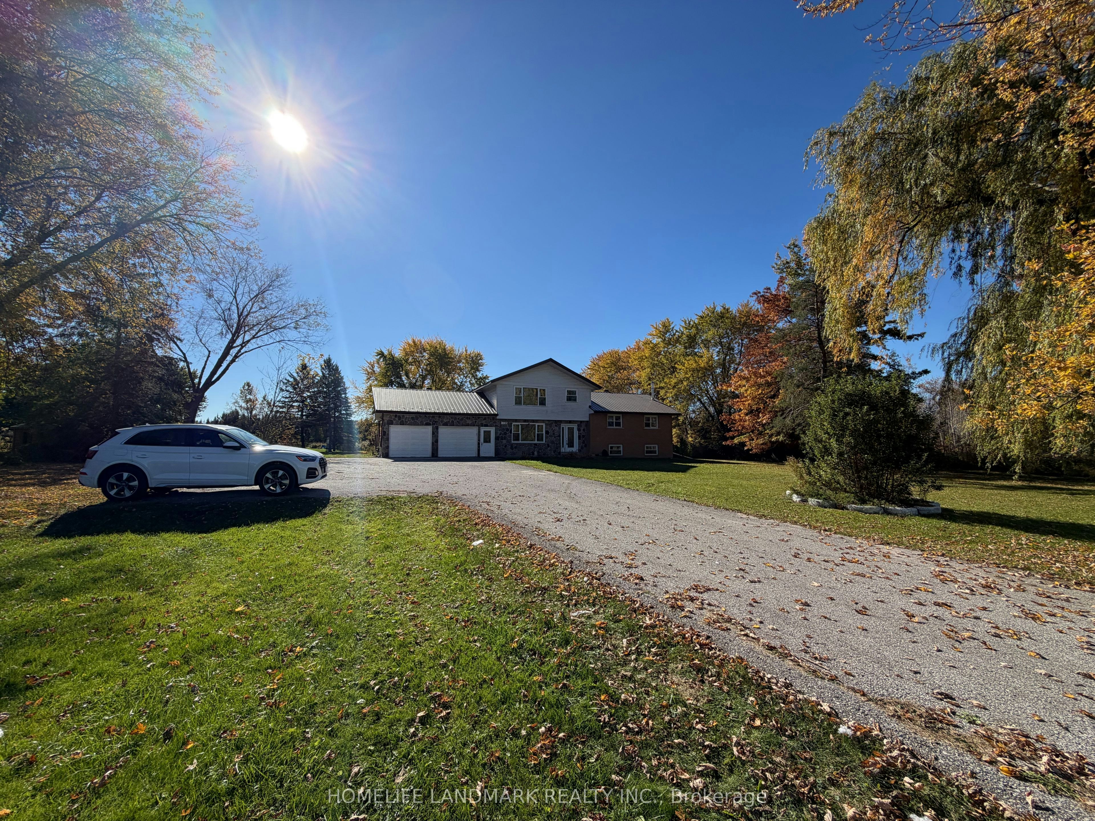 1135 Rovenshoe Road S, East Gwillimbury, ON, L4P 3E9 - 2