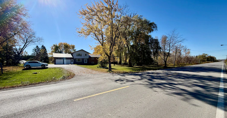 1135 Rovenshoe Road S, East Gwillimbury, ON, L4P 3E9