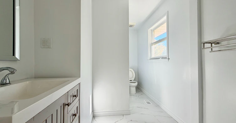 1135 Rovenshoe Road S, East Gwillimbury, ON, L4P 3E9 - 13