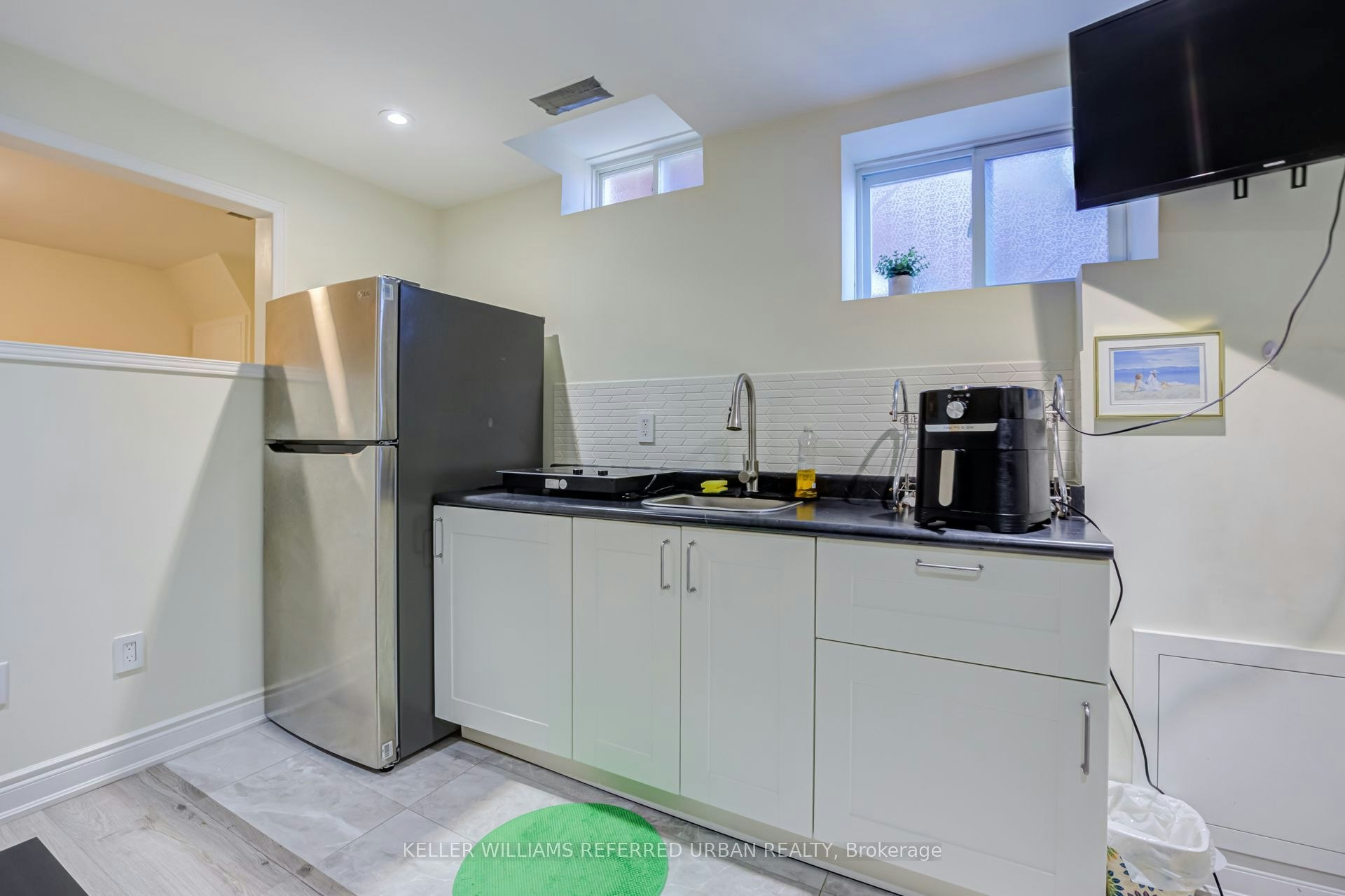 Bsmt-60 Mynden Way, Newmarket, ON, L3X 3A8 - 11
