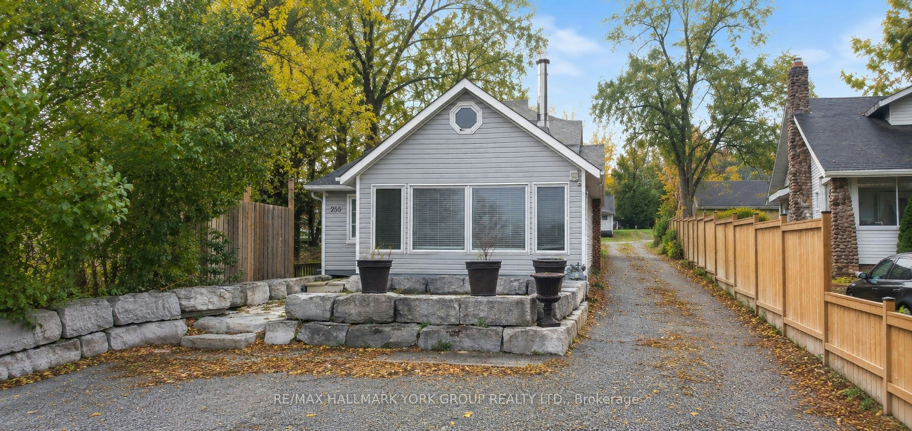 255 Lake Drive N, Georgina, ON, L4P 3C8
