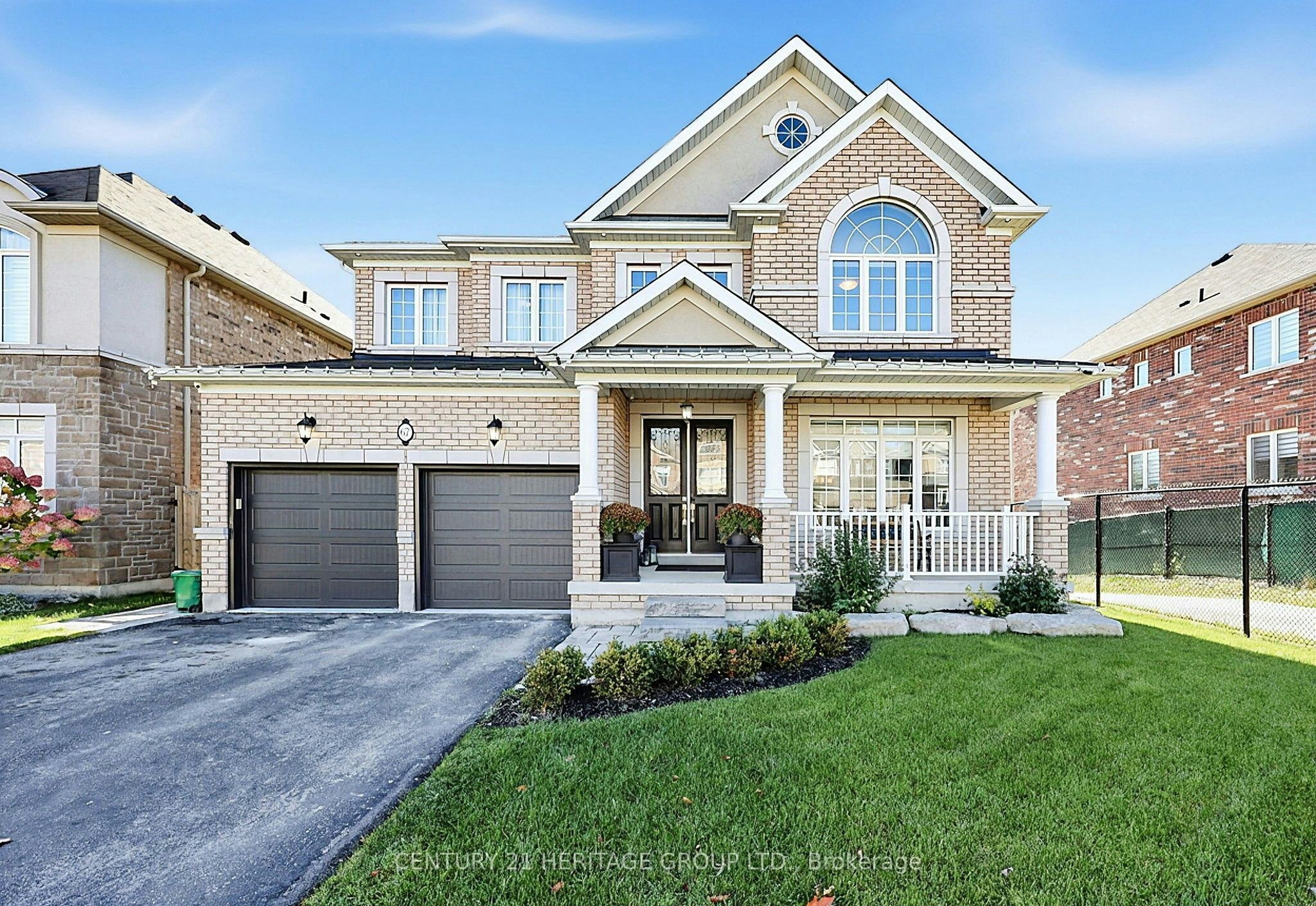 67 Manor Forest Road, East Gwillimbury, ON, L0G 1M0