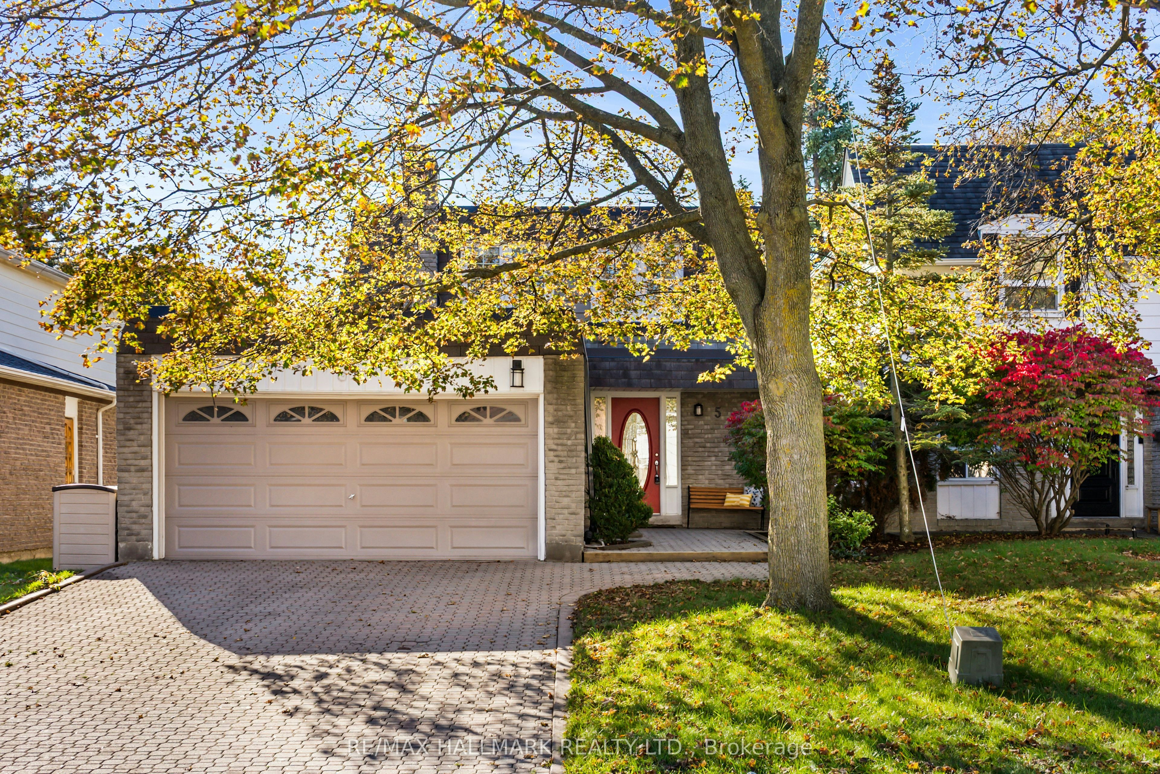 5 Chumleigh Crescent, Markham, ON, L3T 4G5