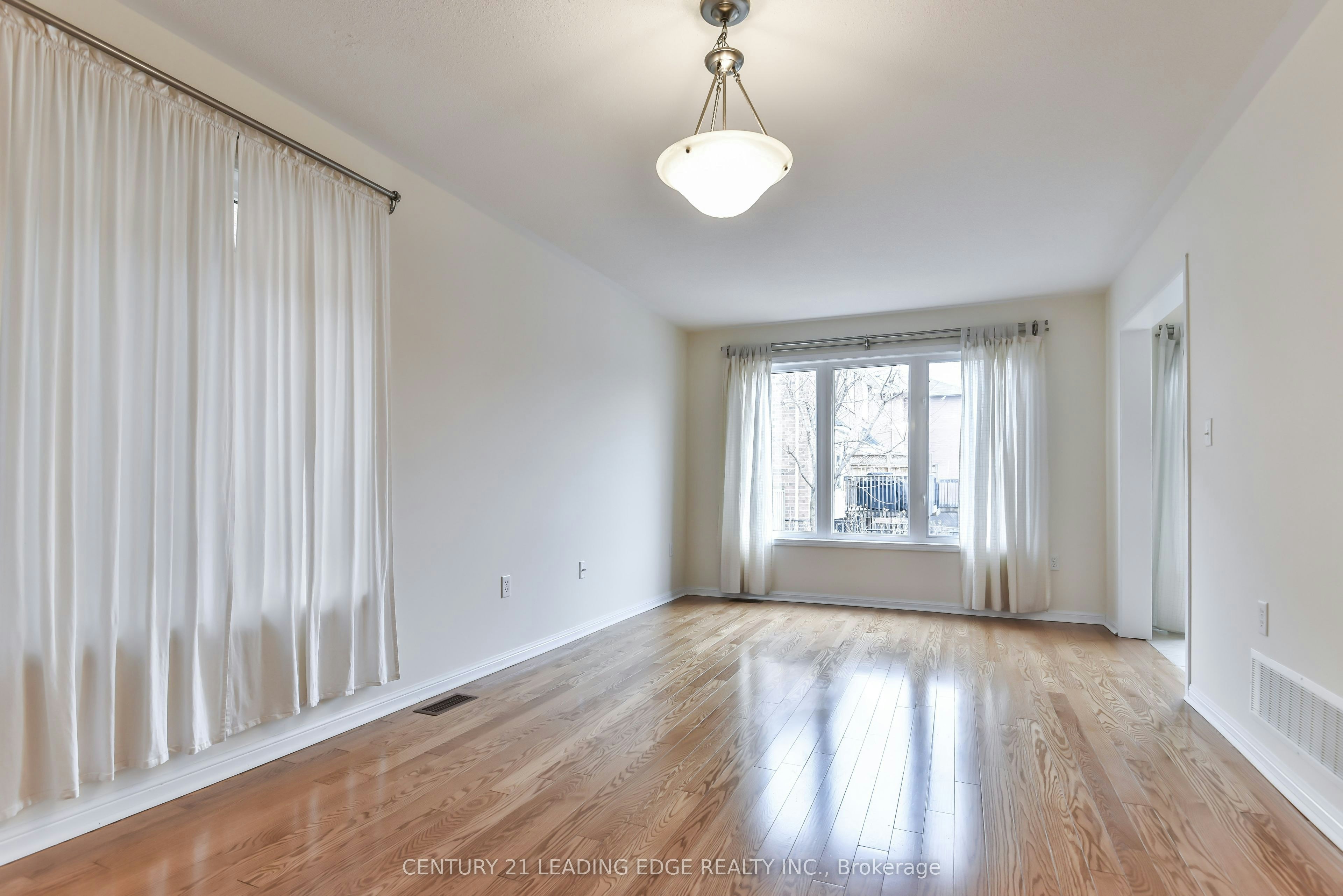 211 Weldon Road, Whitchurch-Stouffville, ON, L4A 0A6 - 5