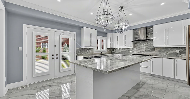 35 Tyndall Drive, Bradford West Gwillimbury, ON, L3Z 4G6 - 12