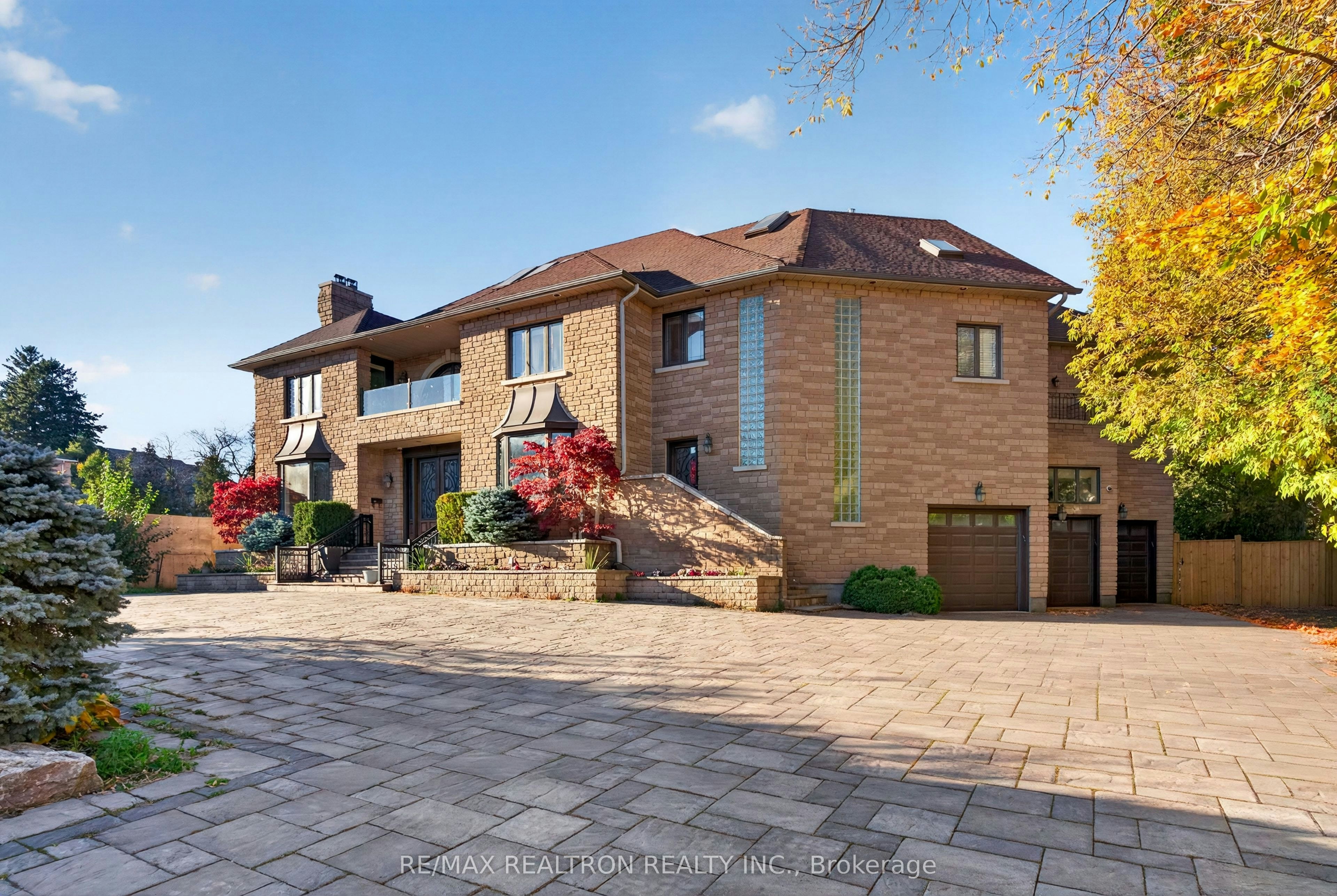 166 Arnold Avenue, Vaughan, ON, L4J 1B7