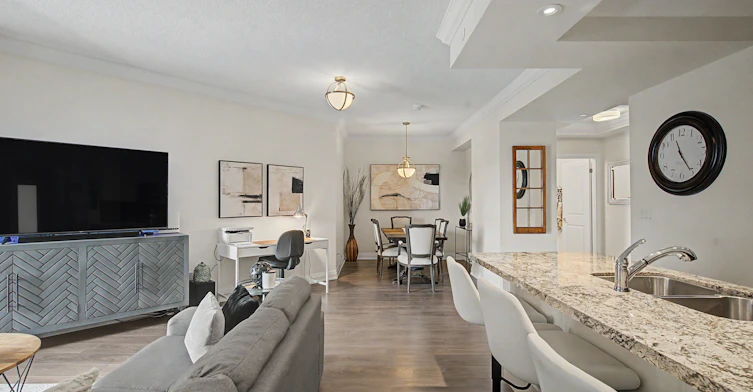 312-25 Baker Hill Boulevard, Whitchurch-Stouffville, ON, L4A 1P8 - 12