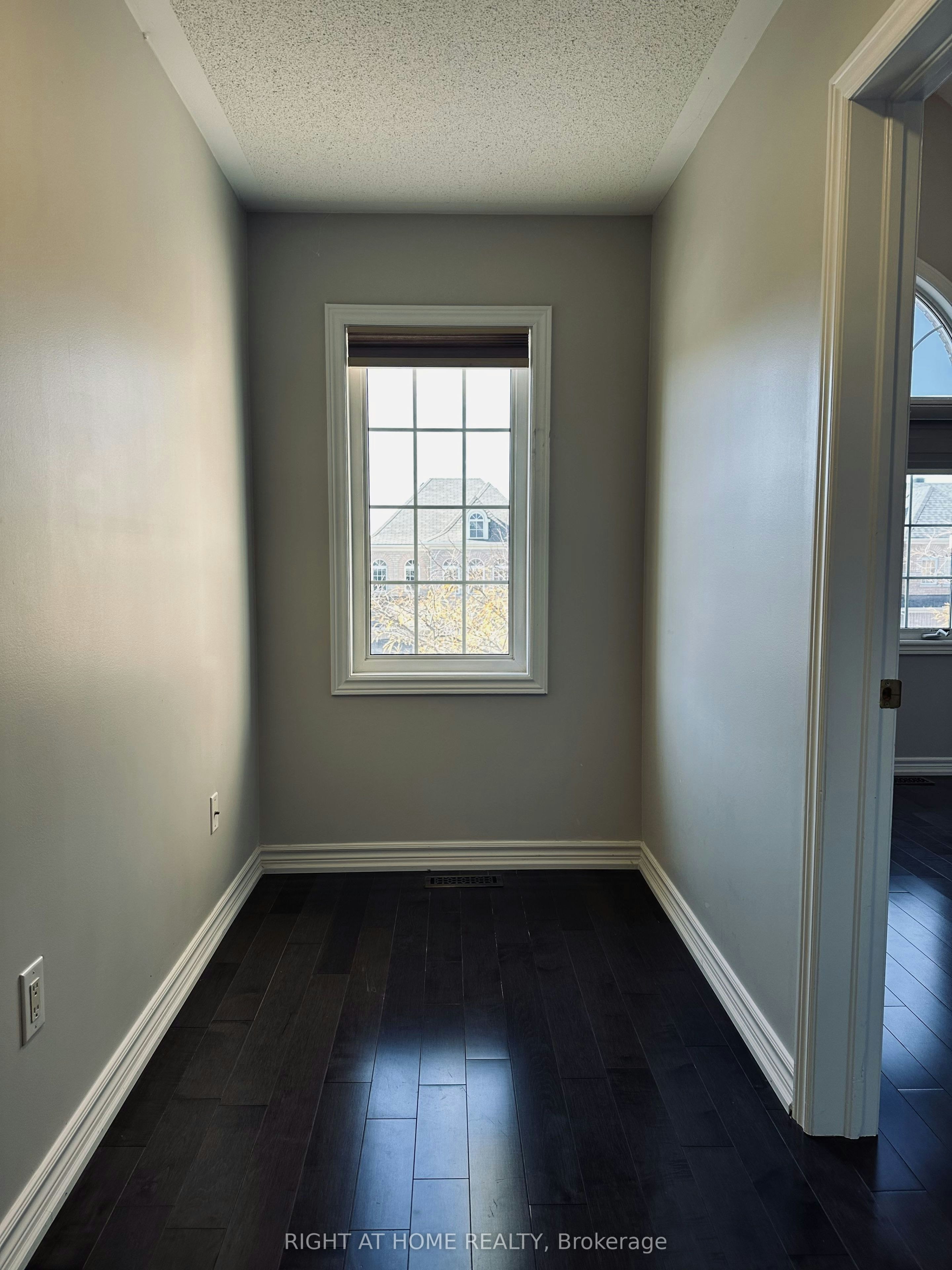 247 Rizal Avenue, Markham, ON, L6B 0M8 - 26