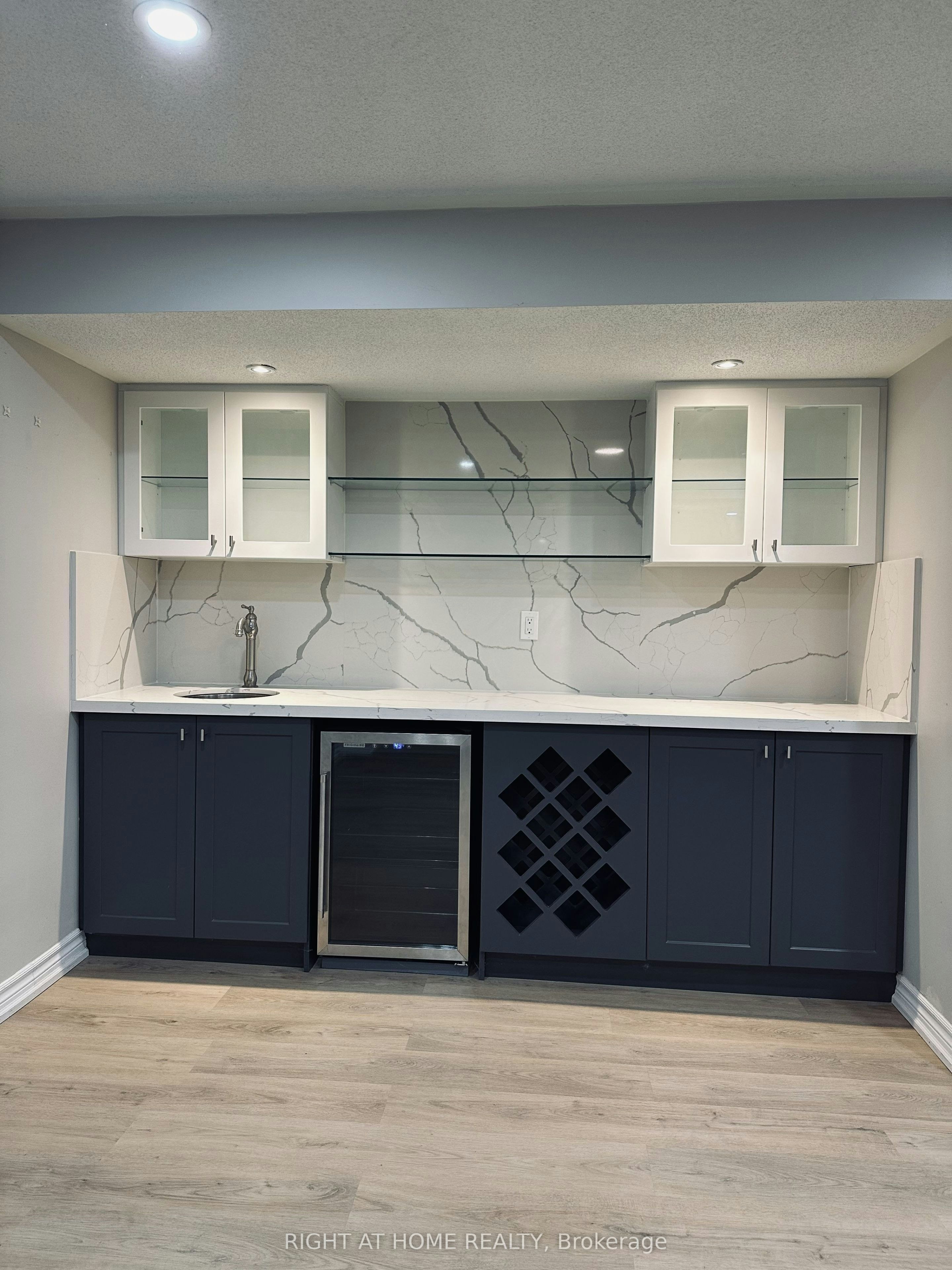 247 Rizal Avenue, Markham, ON, L6B 0M8 - 18