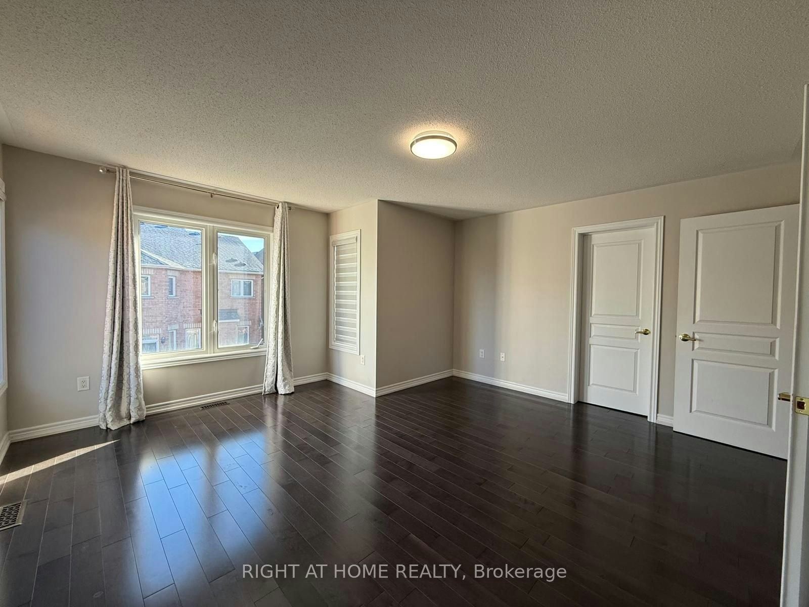247 Rizal Avenue, Markham, ON, L6B 0M8 - 16