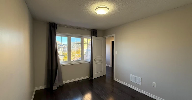 247 Rizal Avenue, Markham, ON, L6B 0M8 - 13