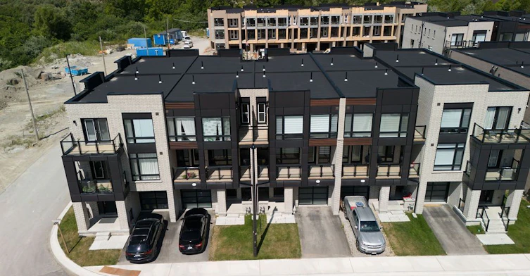 12 Dandara Gate, Vaughan, ON, L4L 1V8 - 2