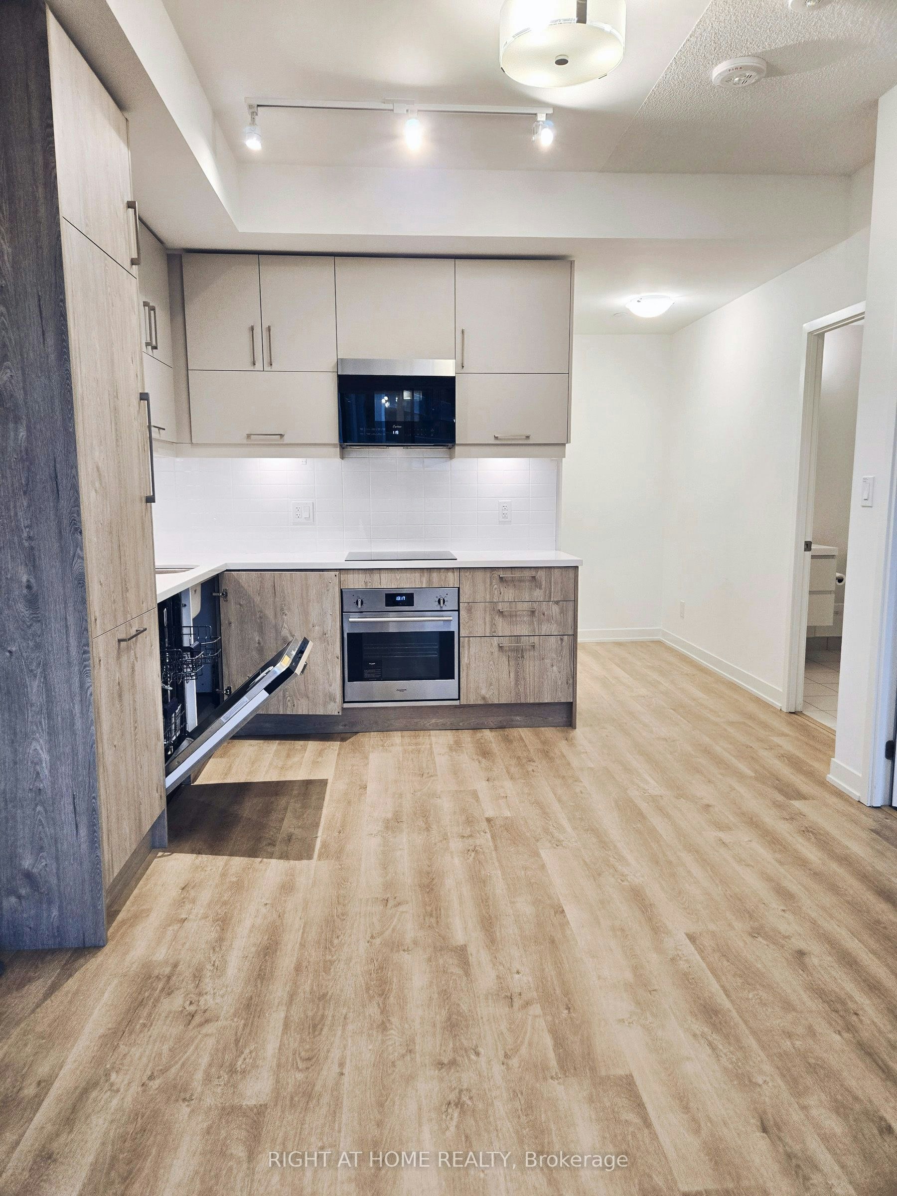 1101B-292 Verdale Crossing, Markham, ON, L6G 0H6 - 9