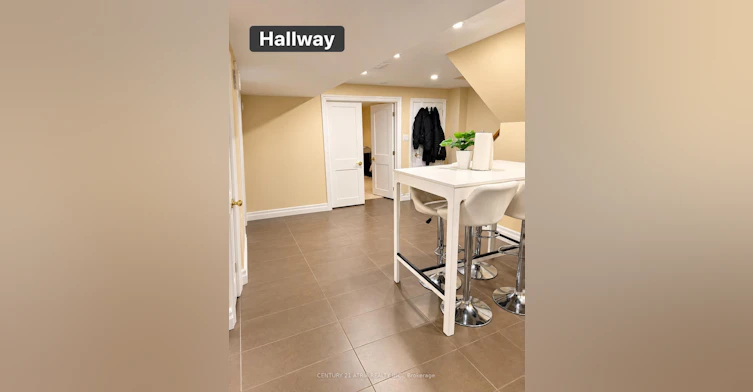 402 Palmer Avenue, Richmond Hill, ON, L4C 1P8 - 9