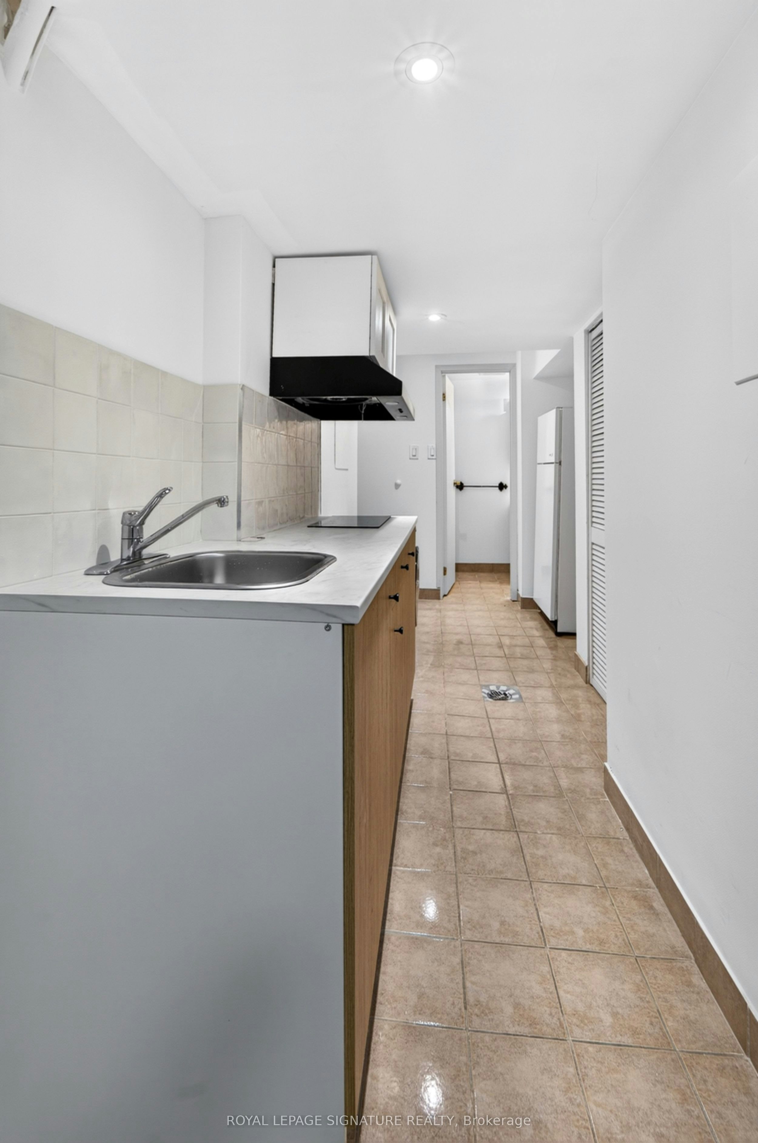 Lower-1 Banquo Road, Markham, ON, L3T 3G9 - 11