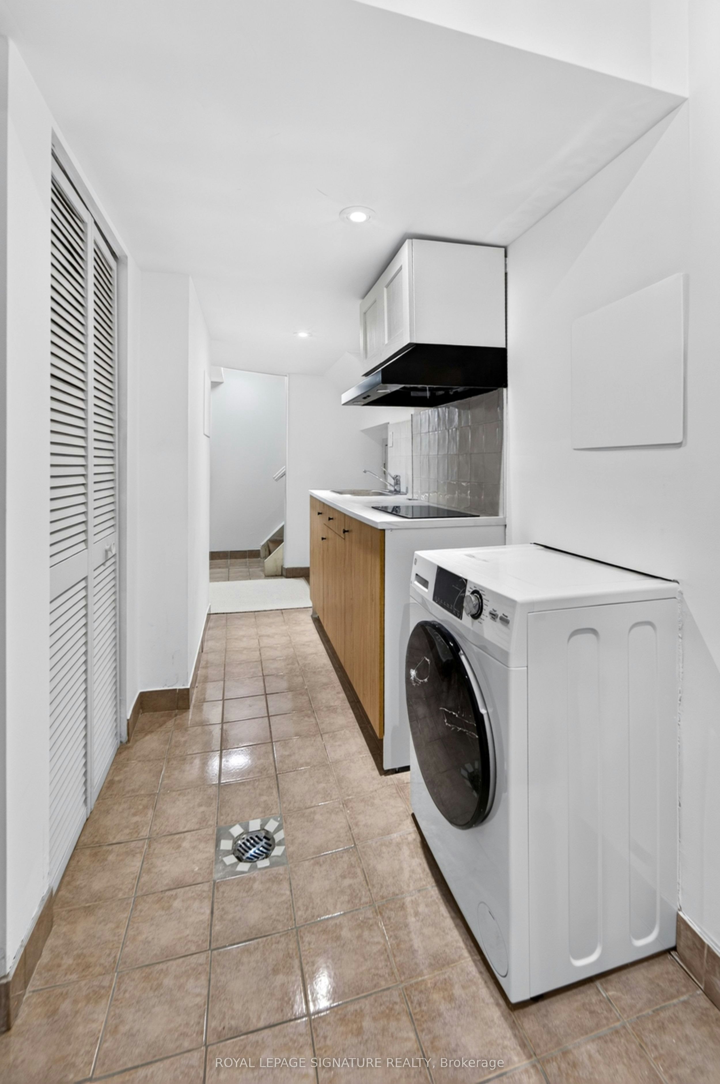 Lower-1 Banquo Road, Markham, ON, L3T 3G9 - 10