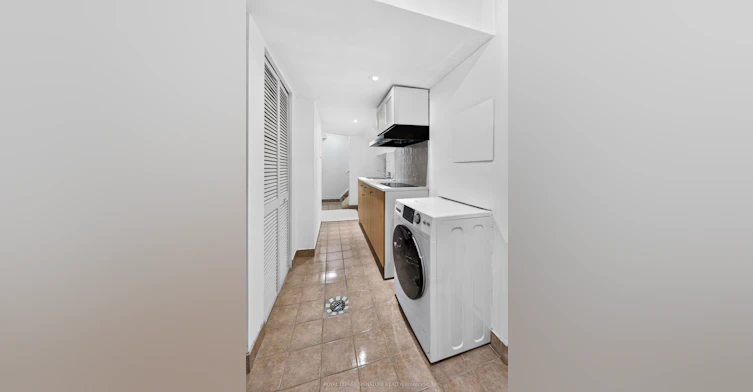 Lower-1 Banquo Road, Markham, ON, L3T 3G9 - 10