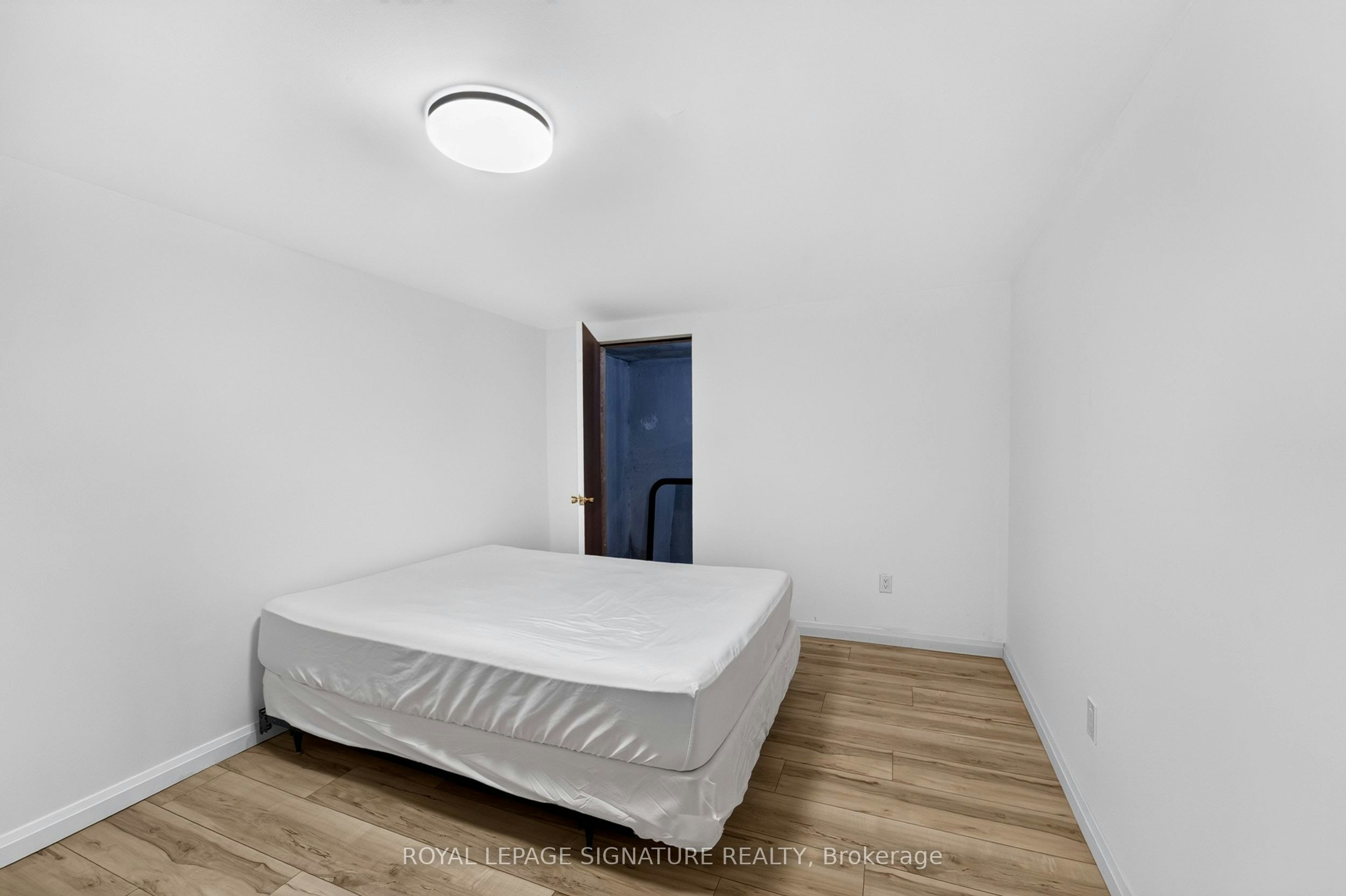 Lower-1 Banquo Road, Markham, ON, L3T 3G9 - 4