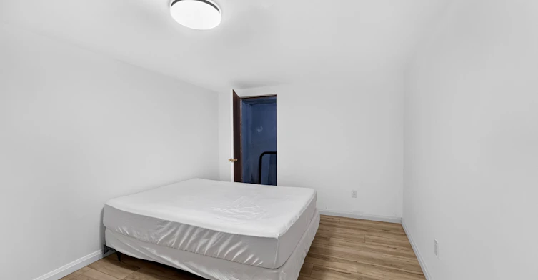 Lower-1 Banquo Road, Markham, ON, L3T 3G9 - 4