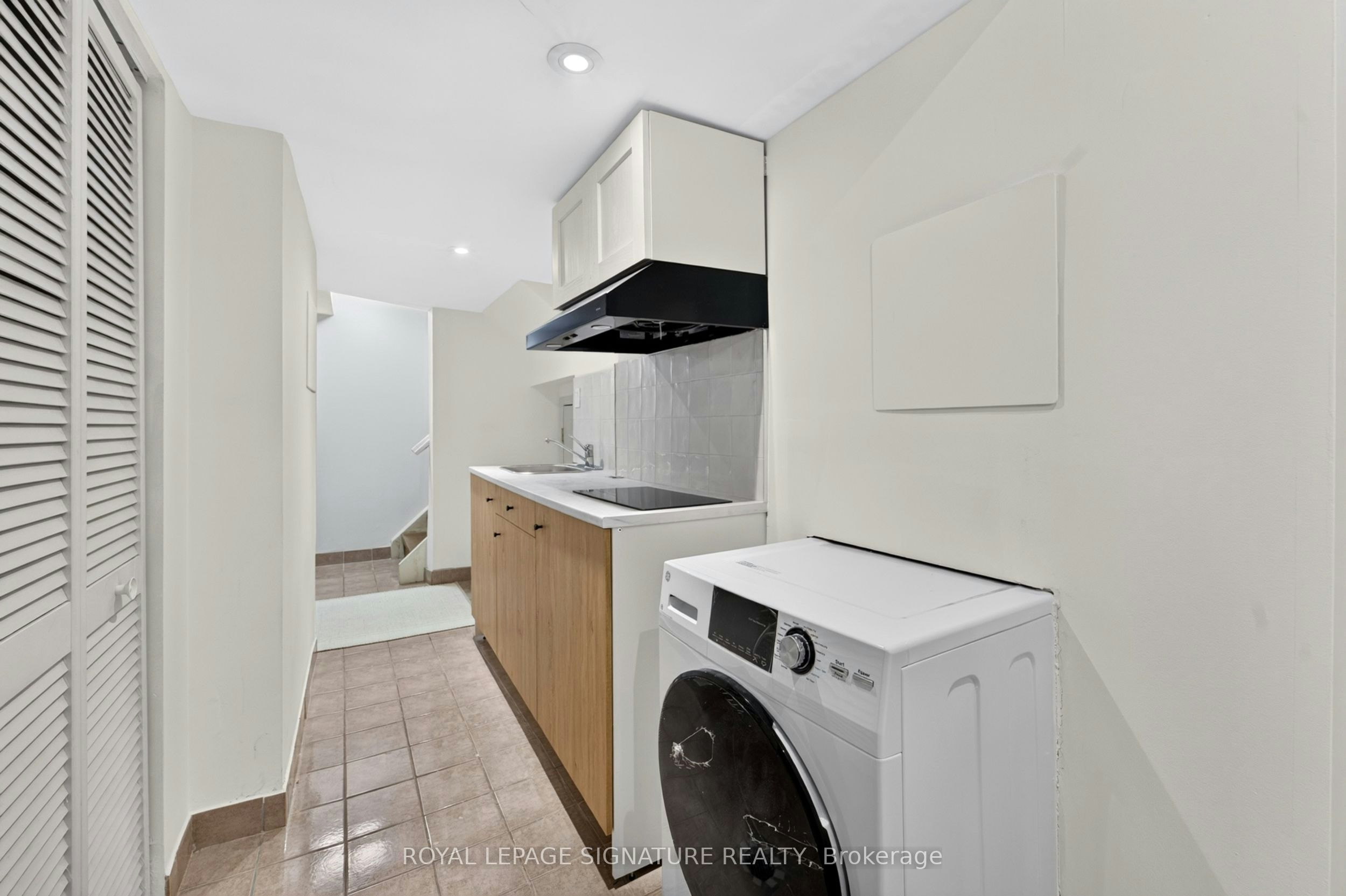 Lower-1 Banquo Road, Markham, ON, L3T 3G9 - 9