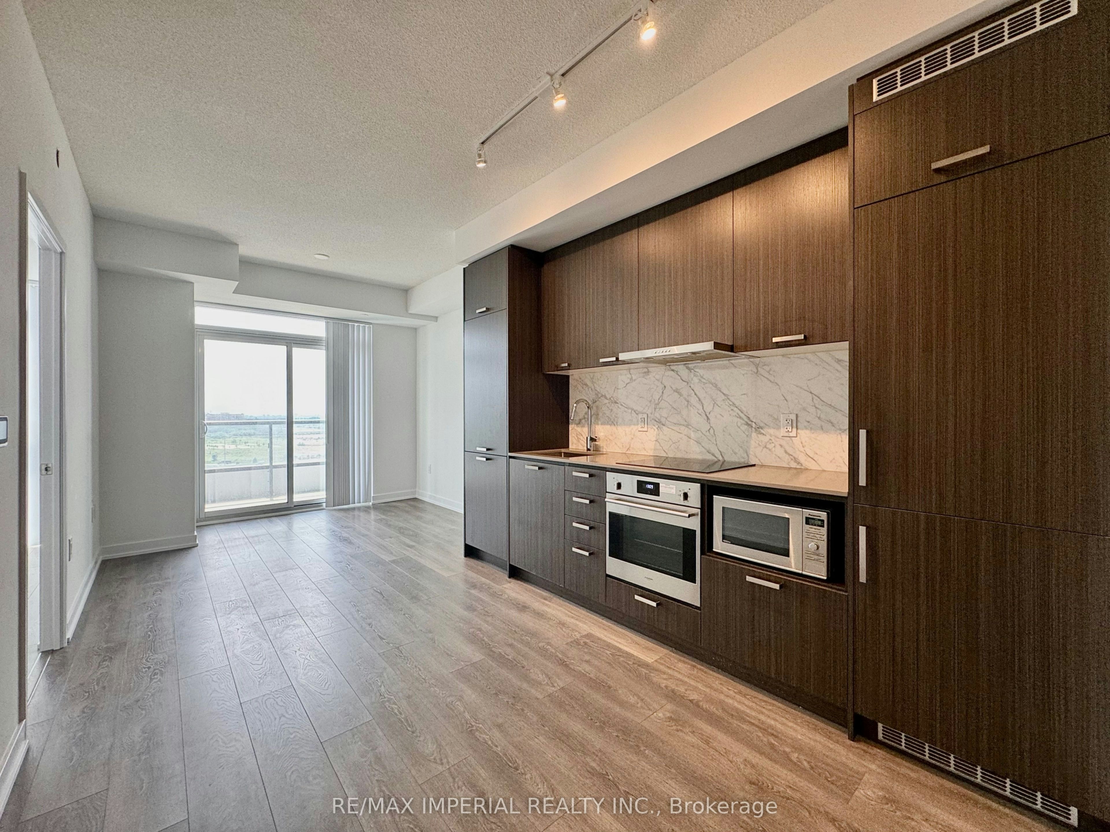 1606-10 Honeycrisp Crescent, Vaughan, ON, L4K 0M7 - 4
