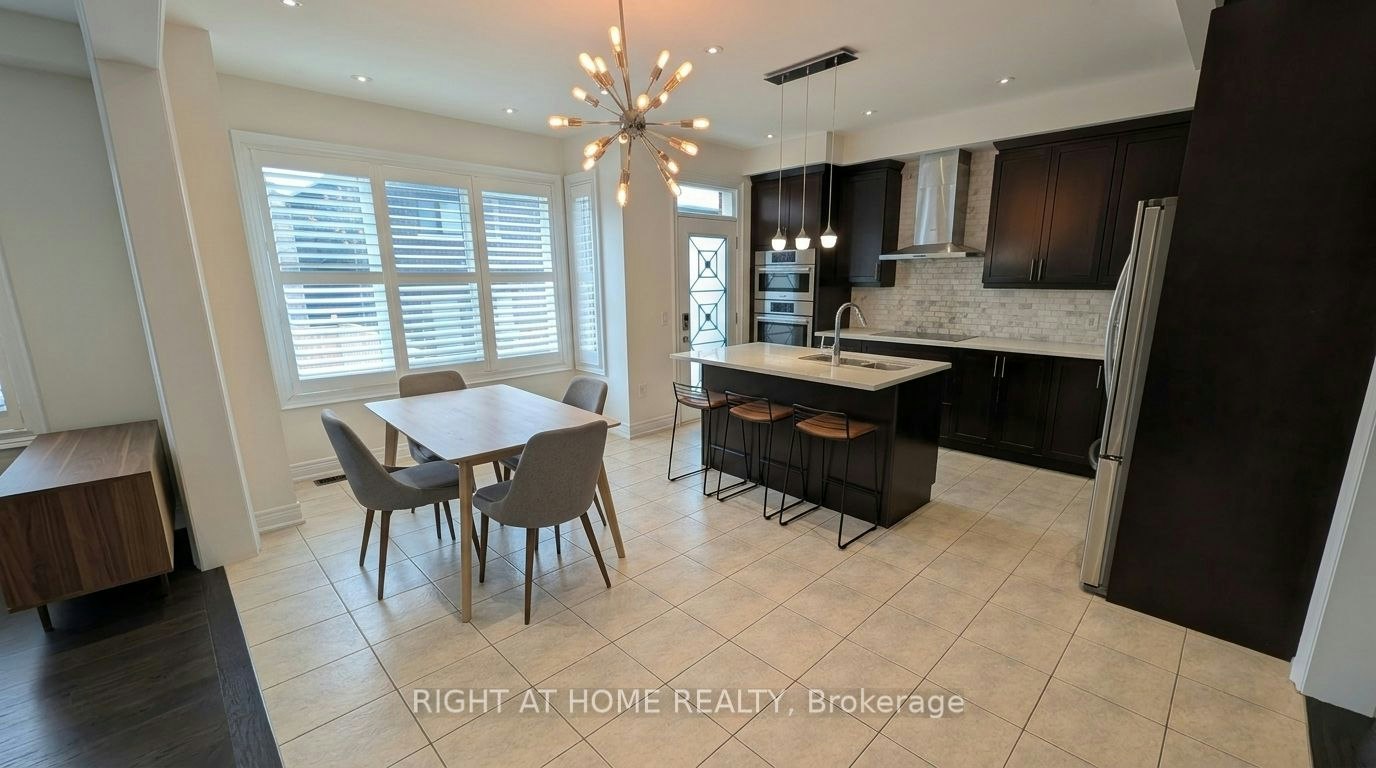 29 Mondial Crescent, East Gwillimbury, ON, L9N 0S1 - 5