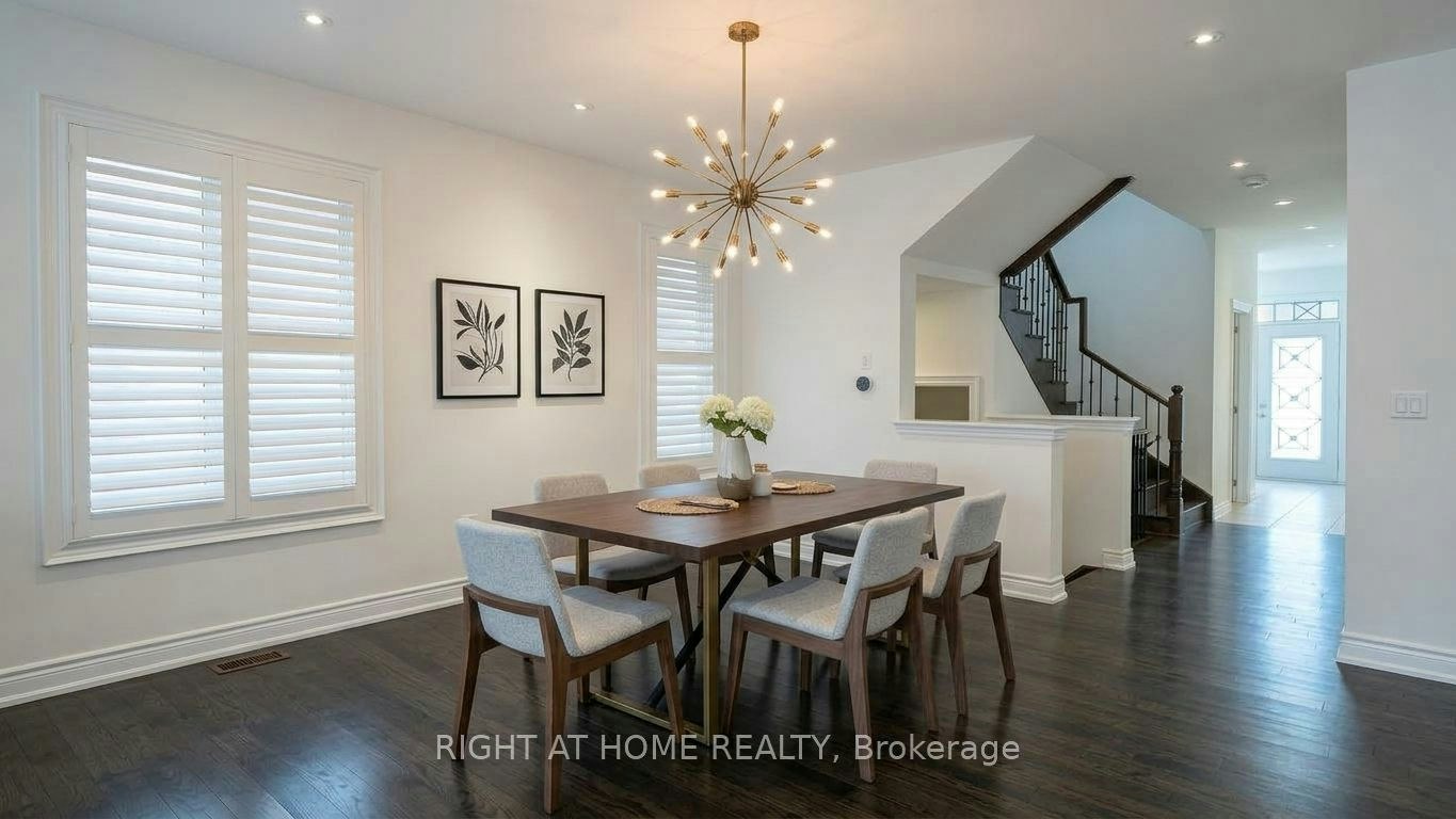 29 Mondial Crescent, East Gwillimbury, ON, L9N 0S1 - 6