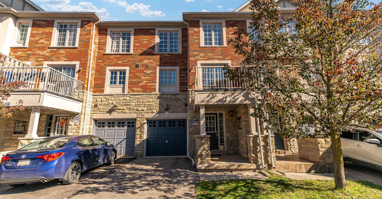 67 Prince Charles Way, Markham, ON, L6C 0B4