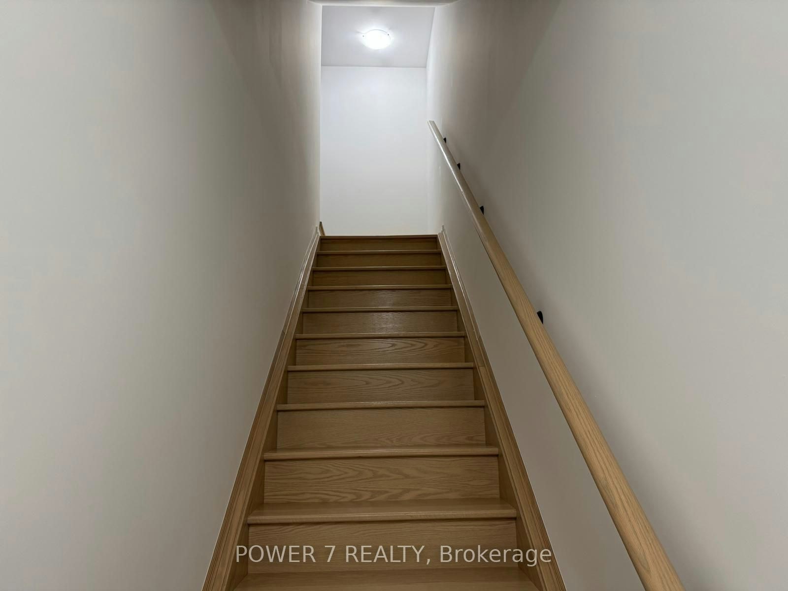 22-14 Lytham Green Circle, Newmarket, ON, L3Y 0H3 - 3