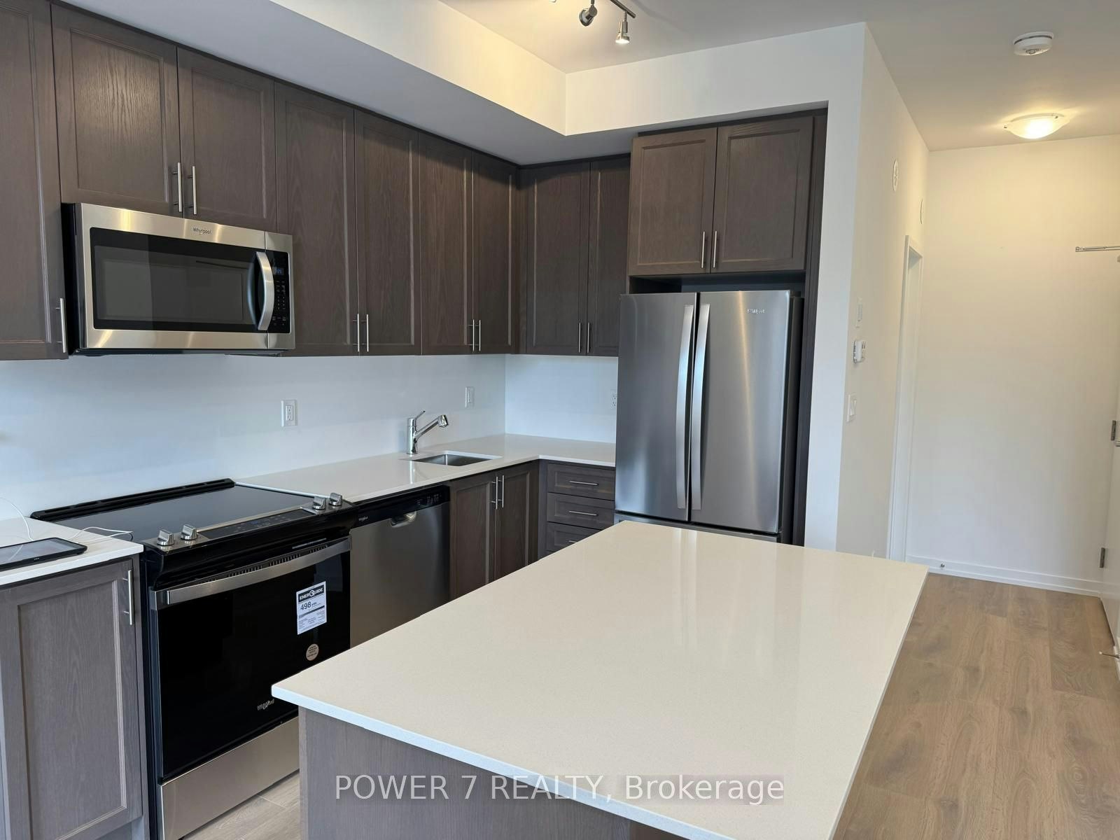 22-14 Lytham Green Circle, Newmarket, ON, L3Y 0H3 - 4
