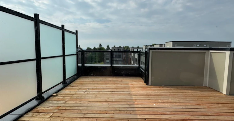 22-14 Lytham Green Circle, Newmarket, ON, L3Y 0H3 - 13