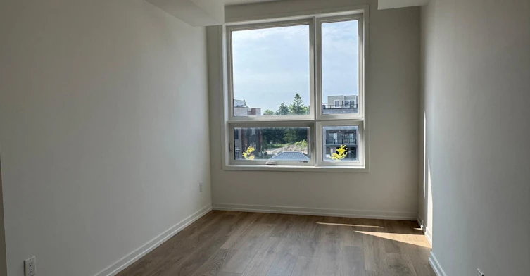 22-14 Lytham Green Circle, Newmarket, ON, L3Y 0H3 - 9