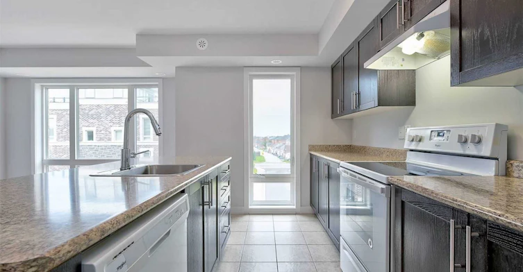 708-60 Dunsheath Way, Markham, ON, L6B 0A7 - 9