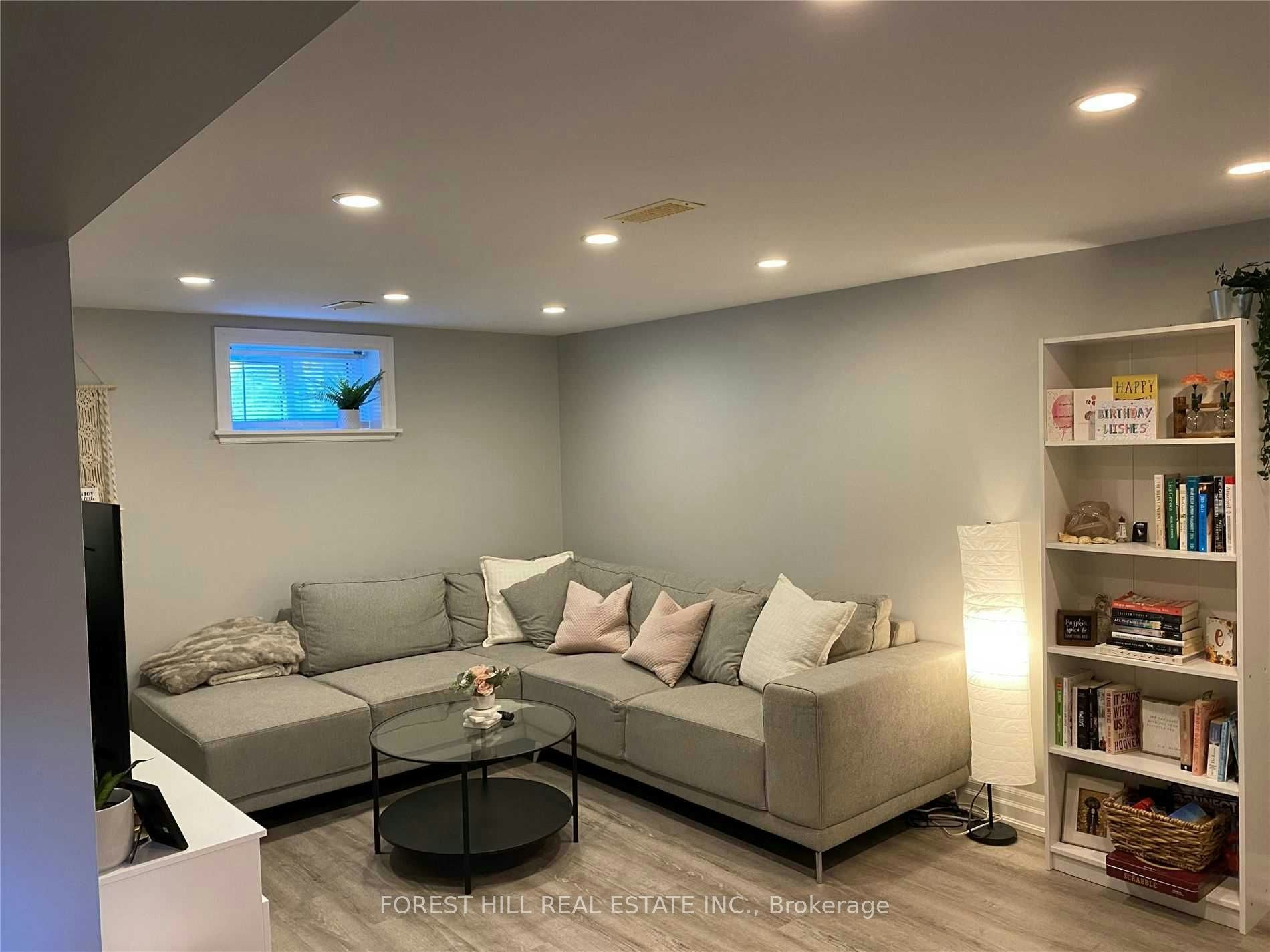 Lower-61 Roxborough Road, Newmarket, ON, L3Y 3K8 - 7