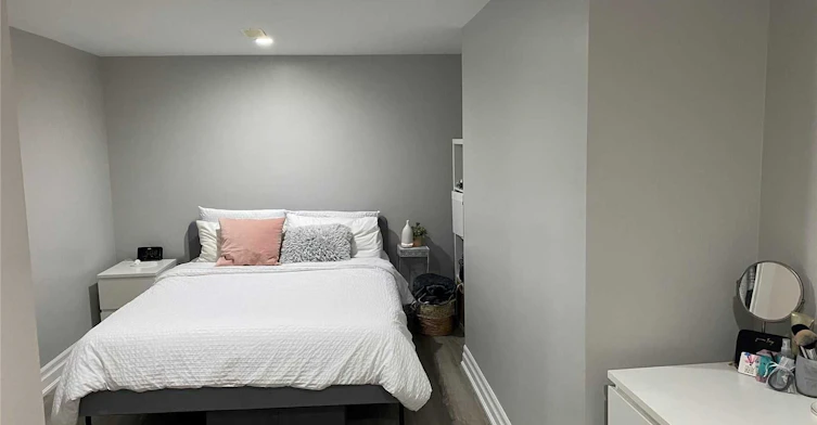 Lower-61 Roxborough Road, Newmarket, ON, L3Y 3K8 - 3
