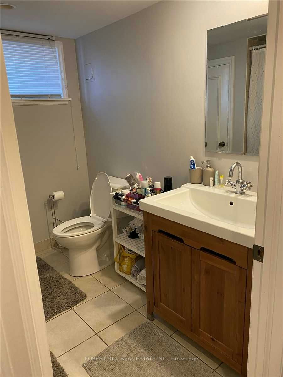 Lower-61 Roxborough Road, Newmarket, ON, L3Y 3K8 - 5