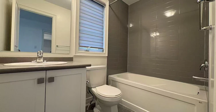 4 Empire Drive, Bradford West Gwillimbury, ON, L3Z 4J1 - 24