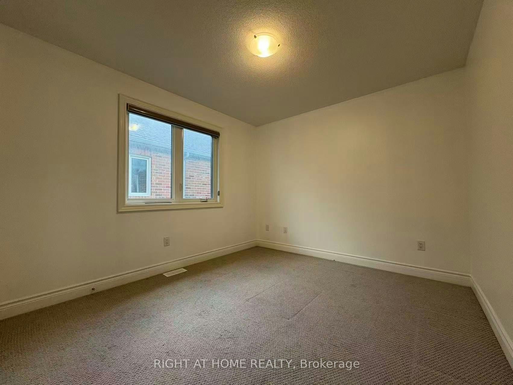 4 Empire Drive, Bradford West Gwillimbury, ON, L3Z 4J1 - 23