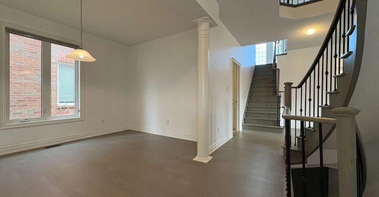 4 Empire Drive, Bradford West Gwillimbury, ON, L3Z 4J1 - 8