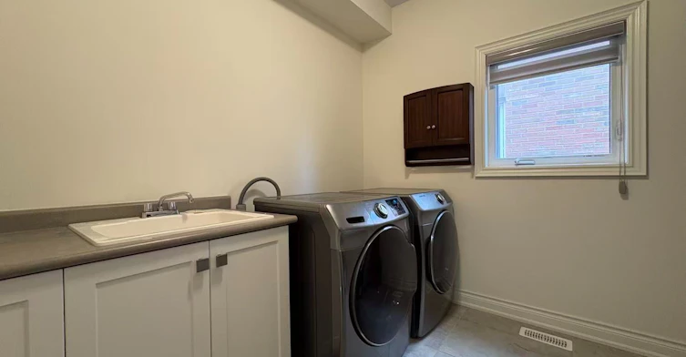 4 Empire Drive, Bradford West Gwillimbury, ON, L3Z 4J1 - 16