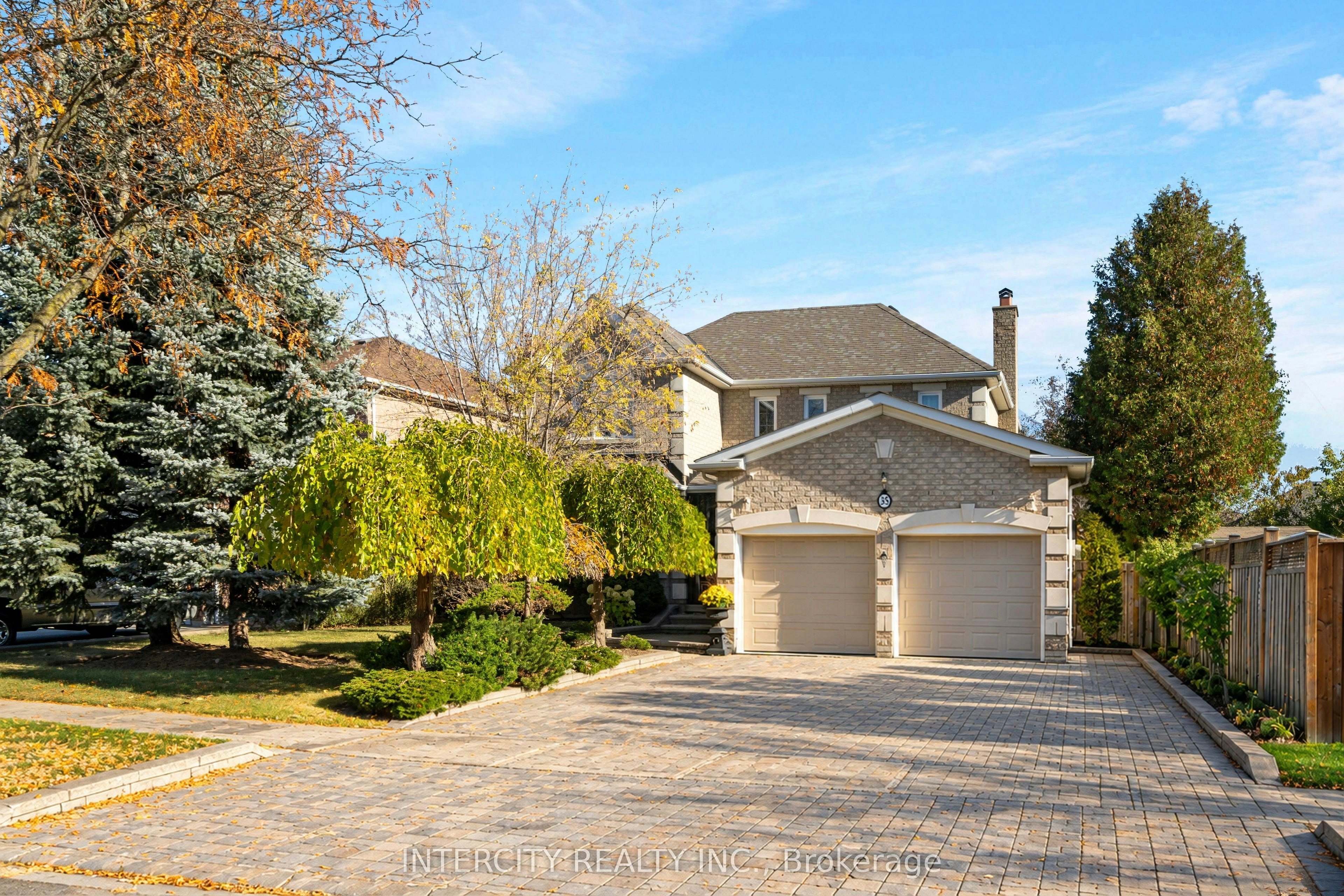 35 Avro Road, Vaughan, ON, L6A 1Y3