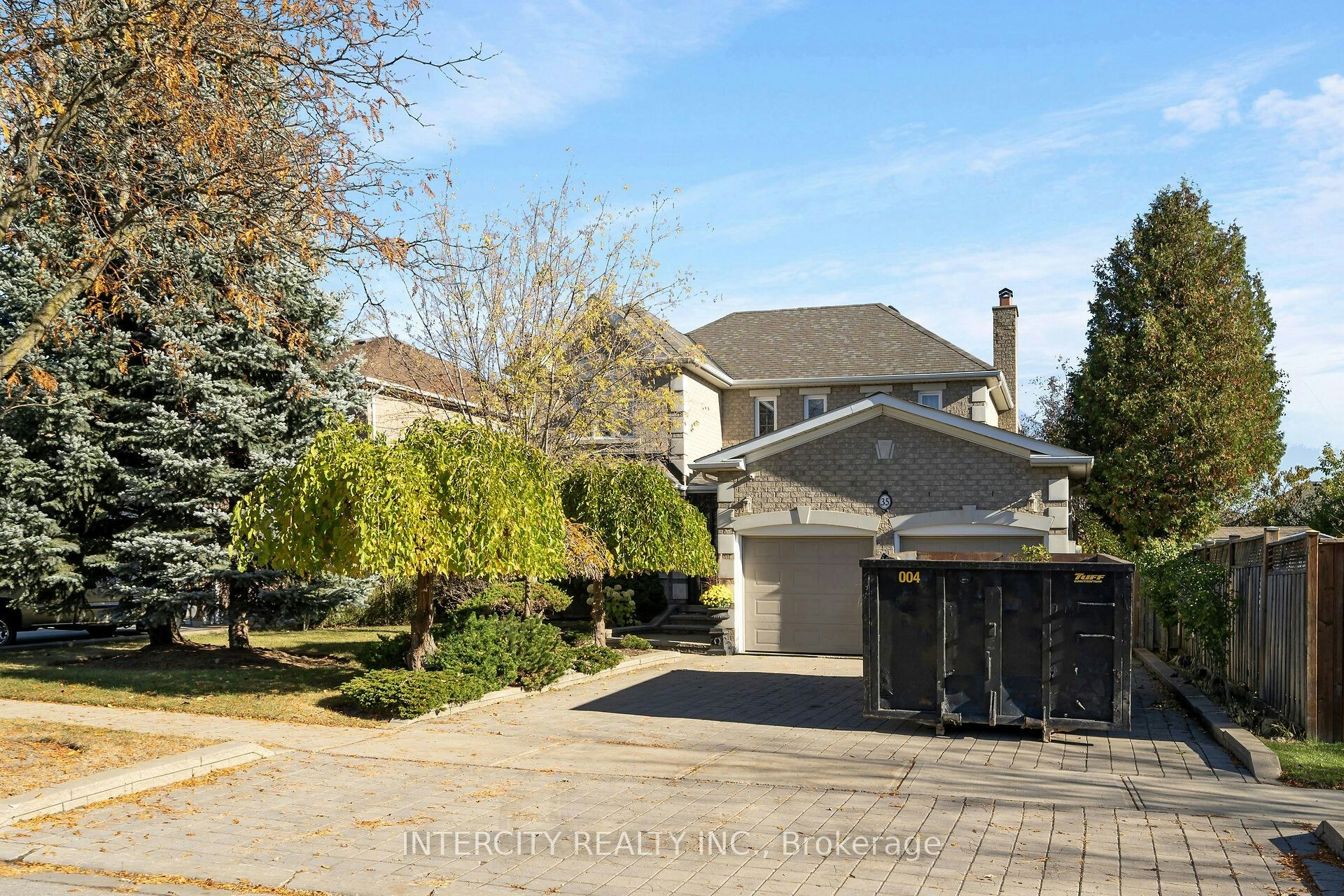 35 Avro Road, Vaughan, ON, L6A 1Y3