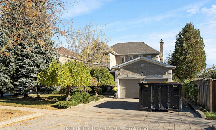 35 Avro Road