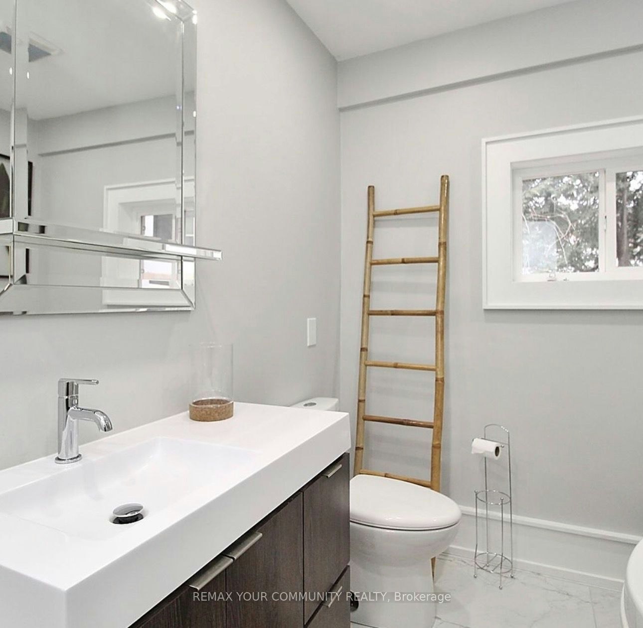 21052 Dalton Road, Georgina, ON, L0E 1L0 - 2