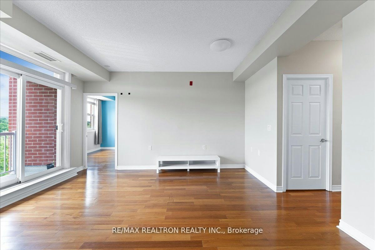 304-15450 Yonge Street, Aurora, ON, L4G 0K1 - 9