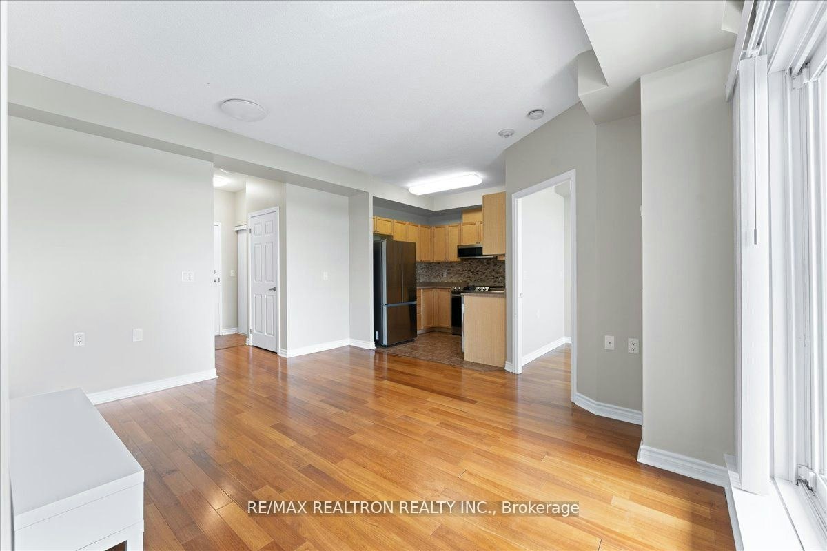 304-15450 Yonge Street, Aurora, ON, L4G 0K1 - 8