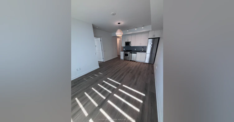 705E-20 Gatineau Drive, Vaughan, ON, L4J 0L3 - 4