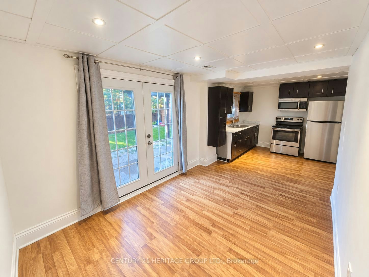BSMT-62 Howlett Avenue, Newmarket, ON, L3Y 5S5 - 5