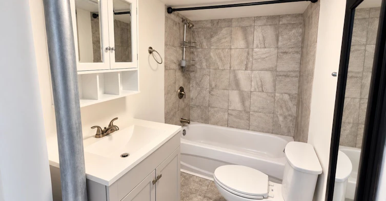 BSMT-62 Howlett Avenue, Newmarket, ON, L3Y 5S5 - 8